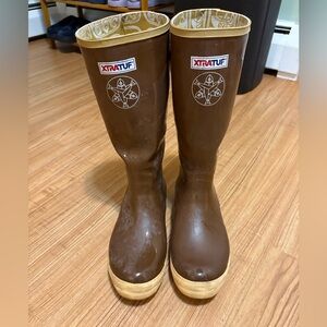 XTRATUF Women's Salmon Sisters Brown Winter & Rain Boots